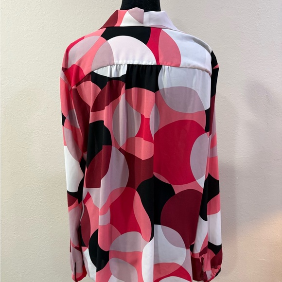 Nine West Tie-neck Patterned Blouse - Picture 4 of 5